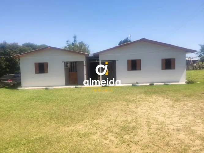 Chácara 3 dormitórios à venda Zona rural Santa Maria/RS
