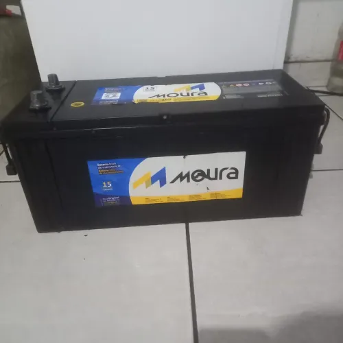 BATERIA MOURA 150 AMPERES  DATA 2025OTIMA PRA SOM, CAMINHÃO E ENERGIA SOLAR.