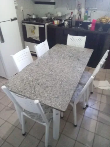 Mesa de coz8nha tampo de mármore