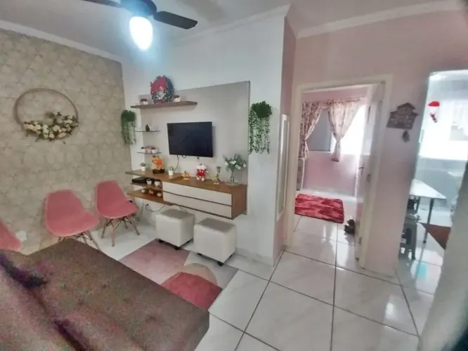 Imóvel para venda tem 48 metros quadrados com 2 quartos em Guilhermina - Praia Grande - SP