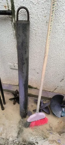 Kit para limpar e cava porço