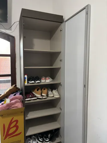 Sapateira para mais de 40 pares