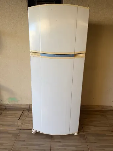 VENDO GELADEIRA CONSUL FROST FREE ?