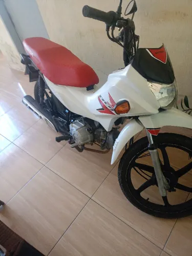 Vendo ou troco por algo do meu interesse pop 110 top