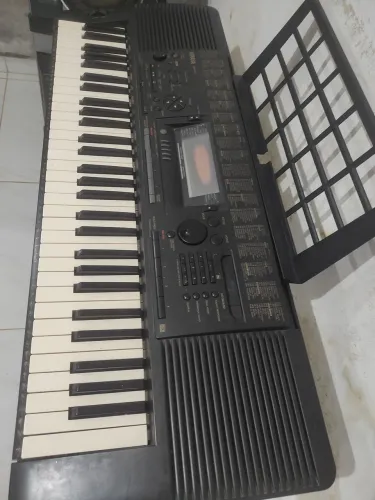 Teclado yamaha psr 520