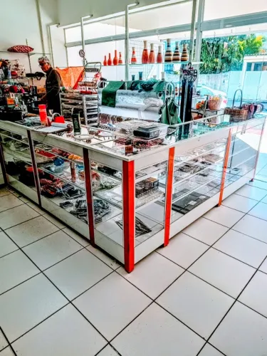 Balcão de Loja Vitrine + Balcão Caixa 3 partes 2,70x2,50