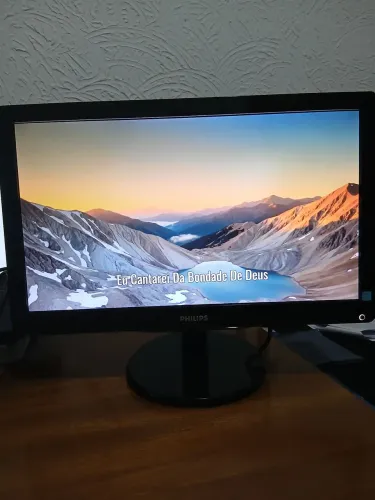 Vendo monitor - tela 19 ,5  
