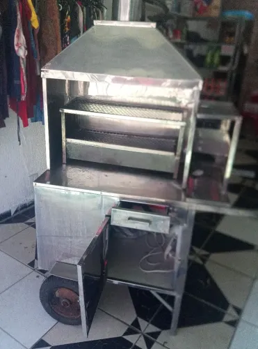 Carrinho de churrasco