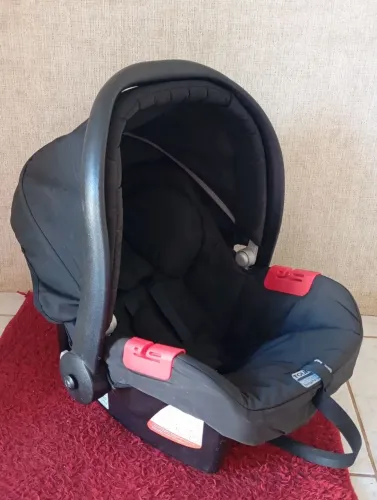 bebê conforto Burigotto