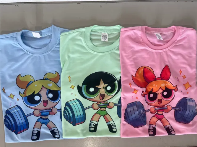 Camiseta Super poderosas academia 