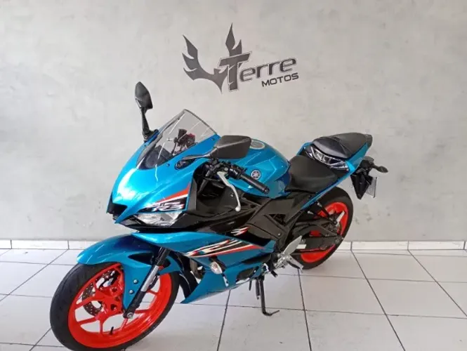 Yamaha YZF R-3 321 ABS