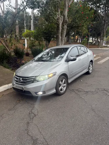 Honda City Sedan LX 1.5 Flex 16V 4P Aut. 2013