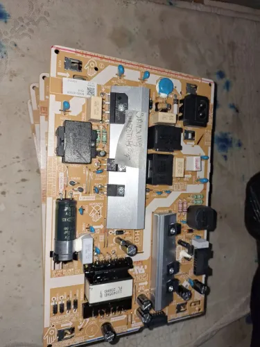 placa fonte samsung un50tu8000g