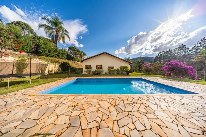 Fazenda/Sítio/Chácara para venda com 550 metros quadrados com 3 quartos