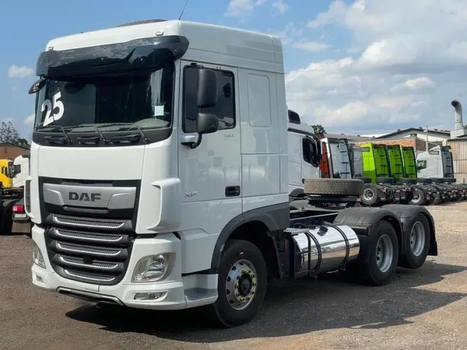 DAF XF 480 6X2 ANO 2025 EURO 6 - COM 134 MIL KM - TANQUES EM ALUMÍNIO POLIDO