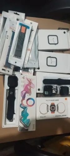 Smartwatchs + 20 pulseiras
