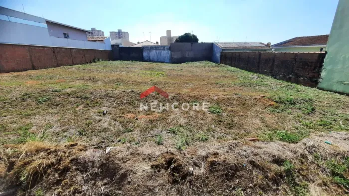 Lote em Rua Antônio Pirolla - Vila Alpes - São Carlos/SP