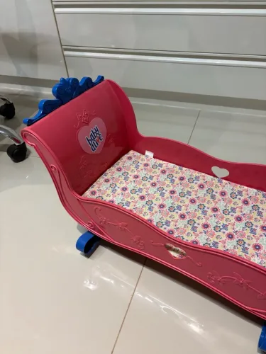 Berço Baby Alive Original - Rosa com Colchão