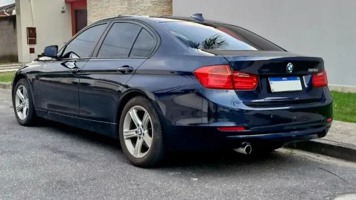 BMW 320I A Modern/sport TB 2.0/a.flex 16V 4P 2014
