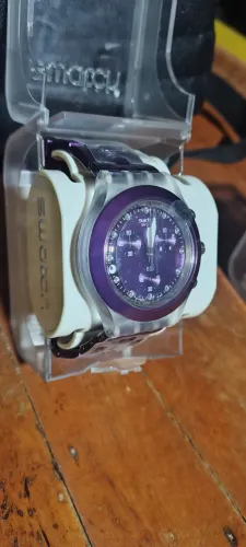 SWATCH IRONY CHRONOGRAPH ROXO - NOVO NA CAIXA ? Relógio novo, sem uso, acompanhado de ca