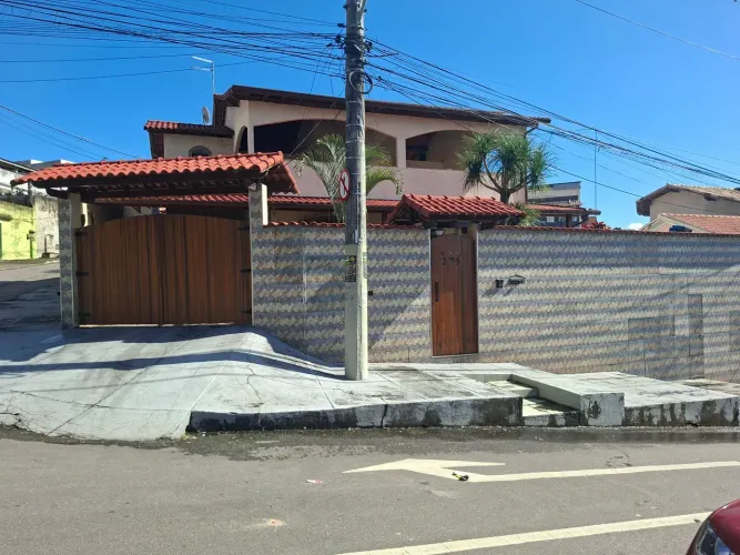 Casa no Mútua c/piscina próximo Shopping Partage
