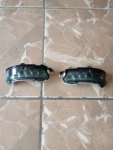 Pisca Seta Retrovisor Land Rover Evoque 2016 2017 (2091.6252) (Preço Unitário)