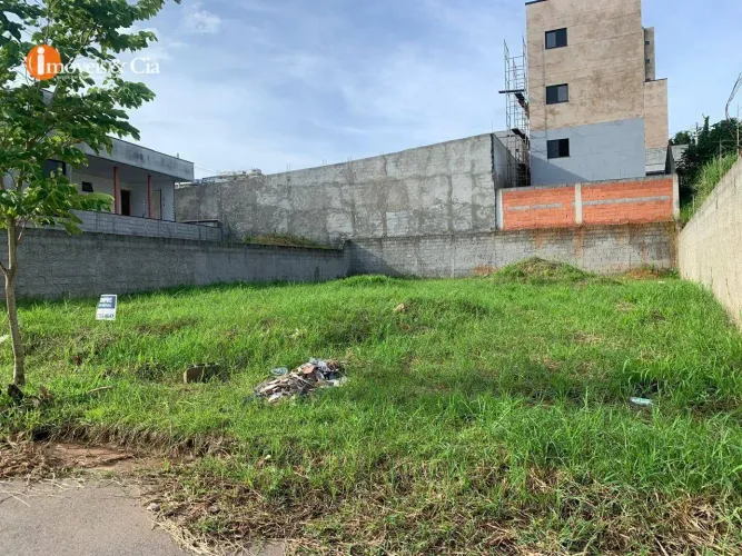 Terreno à venda, 394,06m², no Bella Atibaia em Atibaia-SP