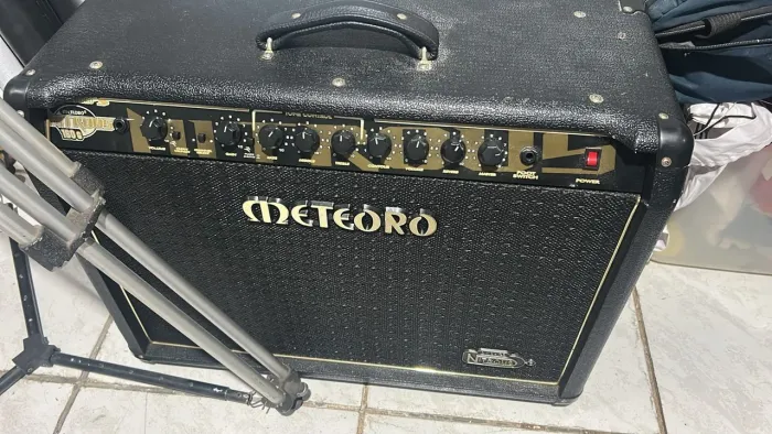 Cubo Amplificador Meteoro Nitrous 160G - 160W RMS | Excelente Estado