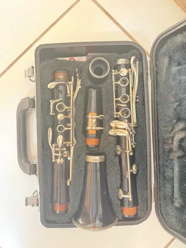 Clarinete Yamaha 20