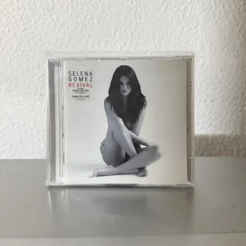 CD Selena Gomez Revival Nacional