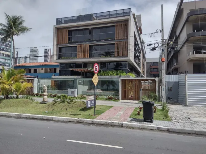 Apartamento para Venda em João Pessoa, cabo branco, 3 dormitórios, 3 suítes, 5 banheiros, 