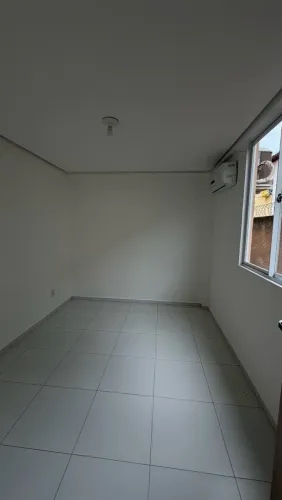Alugo apartamento