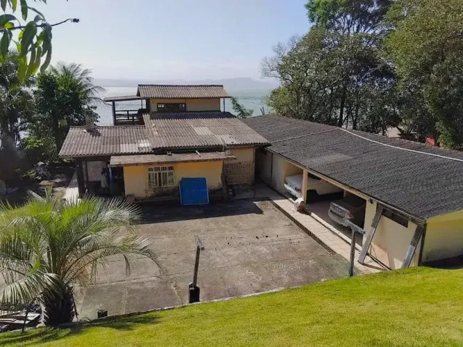 Casa com 3 dormitórios à venda, 395 m² por R$ 2.600.000 - Ribeirão da Ilha - Florianópolis