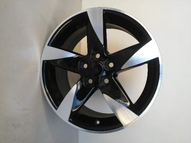 Jogo Roda Esportivas Mitsubishi Original 5x114 17x7 46 Preta Diamantada Seminova JG31