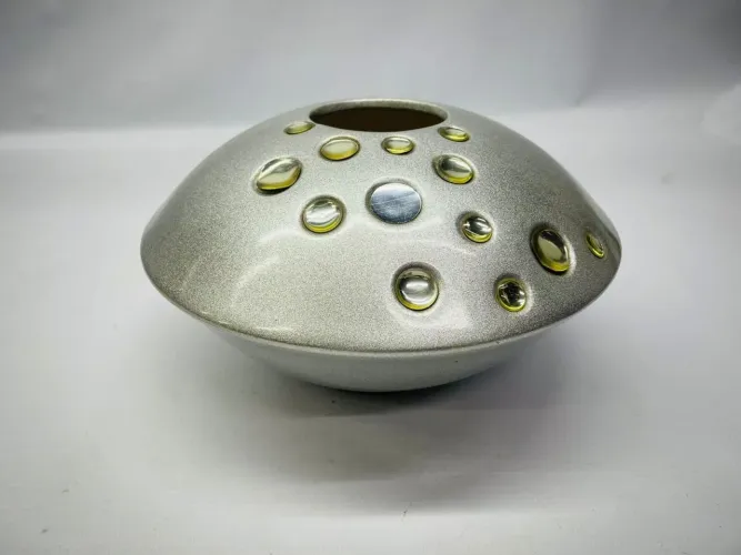 Vaso em Cerâmica Cinza <br>Vaso Em Cerâmica Cinza Metv, Modelo Disco 16cm 2 Linha