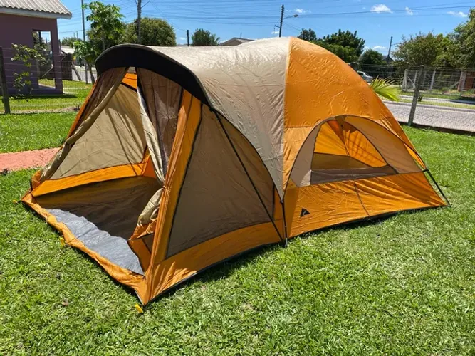 Barraca OZARK TRAIL com colchão inflável 