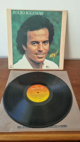 Disco de Vinil Julio Iglesias - Hey!