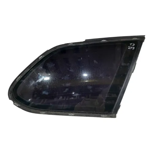 Vidro Vigia Traseiro Direito Vw Jetta Variant 2007 Á 2010 Xx