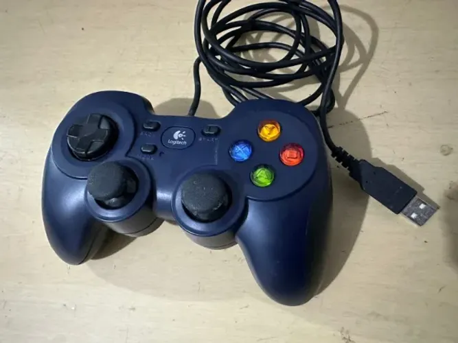 Joystick Logitech USB - para vender logo