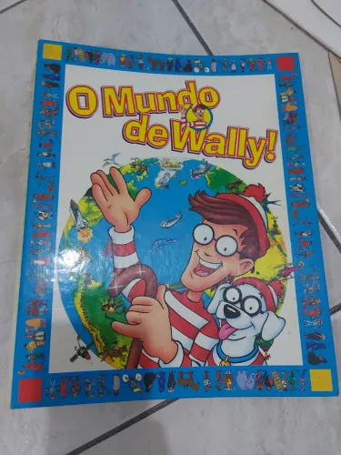Livro O Mundo de Wally com 5 Álbum