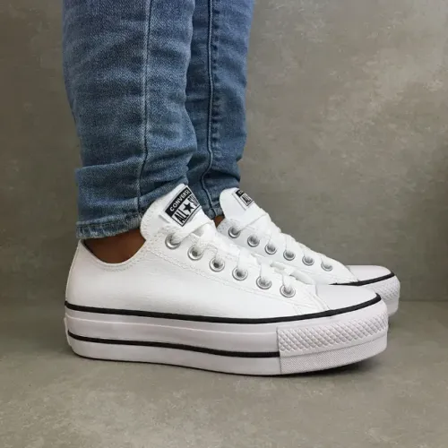Tênis All Star Plataforma Courino Branco - Clássico Elevado com Estilo!
