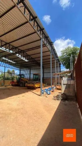 GALPÃO DE 400M2 NO BAIRRO SÃO BERNARDO