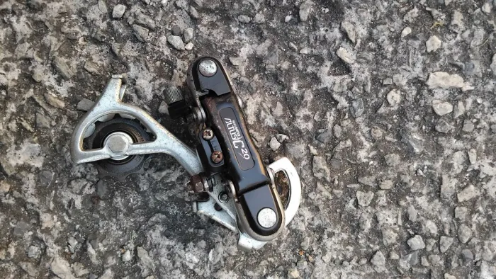 Cambio traseiro shimano altus c20