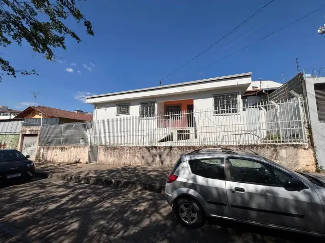 Casa - Centro - Betim - MG