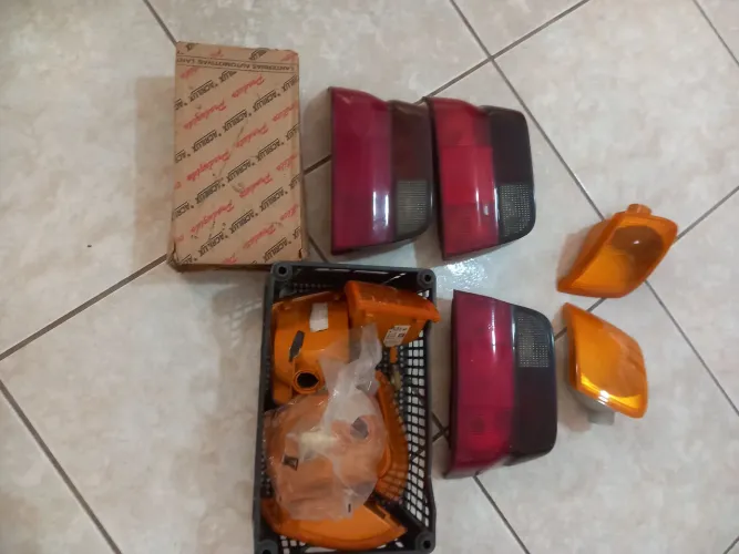 Lanternas do Escort