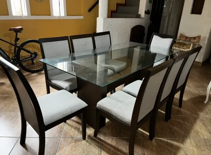 Mesa de Jantar de Vidro temperado ( NÃO ACOMPANHA CADEIRAS )