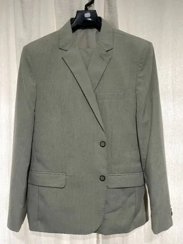 Terno Completo de Alfaiataria (LUIDGI) Areia - Blazer 54 e Calça 48