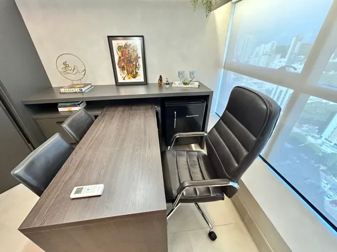 Consultório no Manhattan - Excelente 