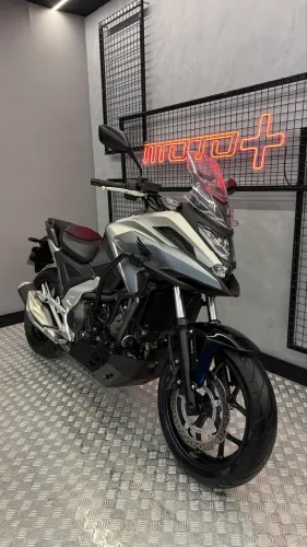 Nc 750 DCT 6 mil km 2025 impecável 