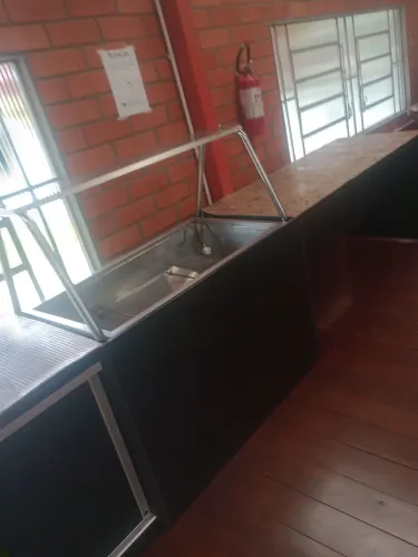 Vendo buffet em estado de novo 